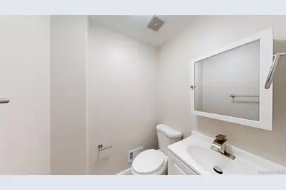 109 Lyceum Court, New York, NY 10310 - Photo 7