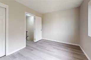 109 Lyceum Ct, New York, NY 10310 - Photo 15