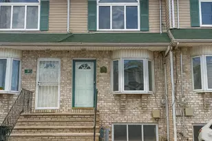 109 Lyceum Ct, New York, NY 10310 - Photo 1