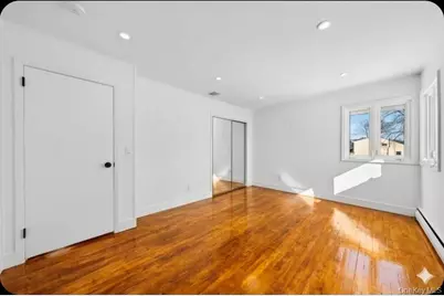 8 Whitebirch Lane, Commack, NY 11725 - Photo 19