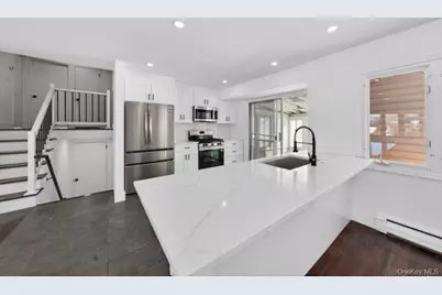 8 Whitebirch Lane, Commack, NY 11725 - Photo 9