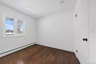 8 White Birch Ln, Commack, NY 11725 - Photo 13