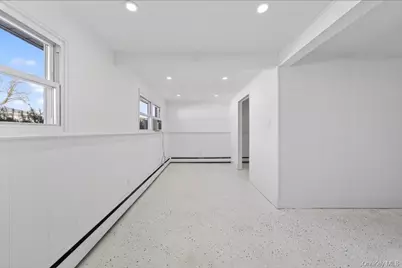 8 Whitebirch Lane, Commack, NY 11725 - Photo 25