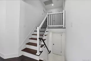 8 White Birch Ln, Commack, NY 11725 - Photo 11