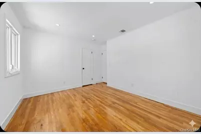 8 Whitebirch Lane, Commack, NY 11725 - Photo 17