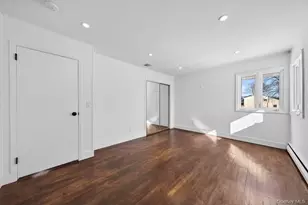 8 White Birch Ln, Commack, NY 11725 - Photo 17