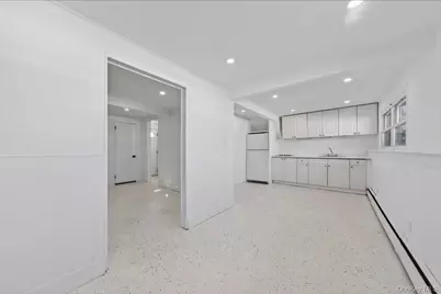 8 Whitebirch Lane, Commack, NY 11725 - Photo 21