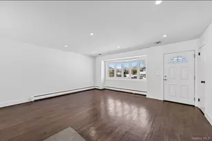 8 White Birch Ln, Commack, NY 11725 - Photo 9