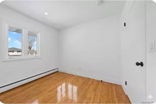 8 White Birch Ln, Commack, NY 11725 - Photo 13