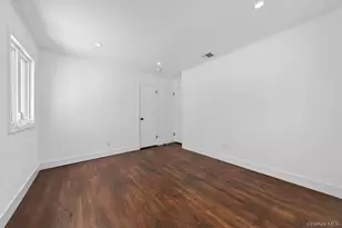 8 White Birch Ln, Commack, NY 11725 - Photo 15