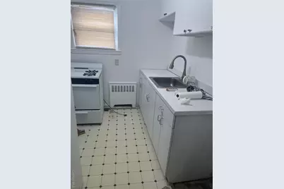 316 North Corona Avenue, Valley Stream, NY 11580 - Photo 3