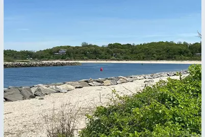 190 Jackson Landing, Mattituck, NY 11952 - Photo 17