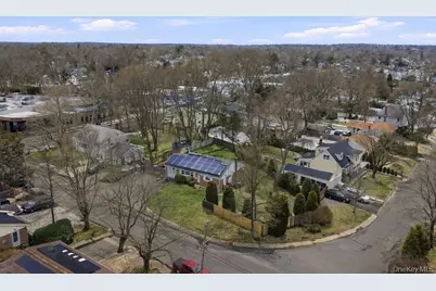 45 Oakley Drive, Huntington Station, NY 11746 - Photo 15
