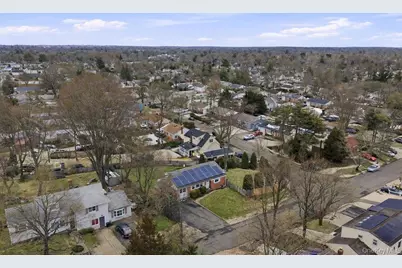 45 Oakley Drive, Huntington, NY 11746 - Photo 11