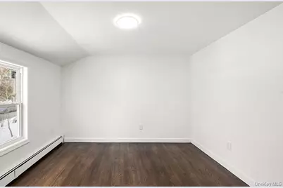 15 Gardiners Road, Sound Beach, NY 11789 - Photo 13