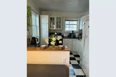 223-24 65 Ave #A, Bayside, NY 11364 - Photo 5