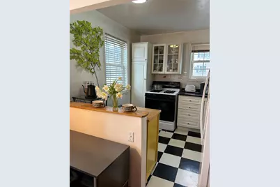 223-24 65 Ave #A, Bayside, NY 11364 - Photo 7