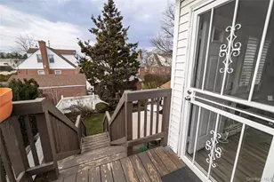 93 Kenneth Pl, New Hyde Park, NY 11040 - Photo 9