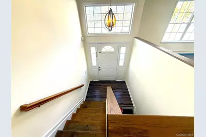 2 New Street, Holtsville, NY 11742 - Photo 9