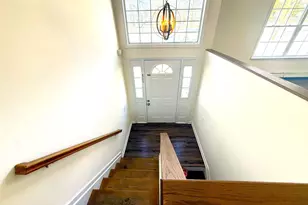 2 New St, Holtsville, NY 11742 - Photo 9