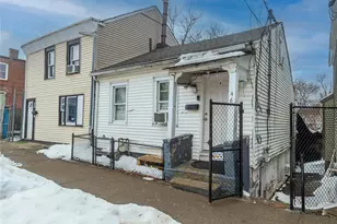 46 Hasbrouck St, Newburgh, NY 12550 - Photo 3