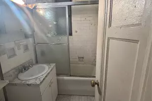 31-14 Crescent St, Astoria, NY 11106 - Photo 5