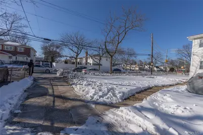 25708 147th Avenue, Rosedale, NY 11422 - Photo 47