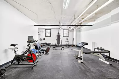 2 Greenridge Avenue #2P, White Plains, NY 10605 - Photo 33