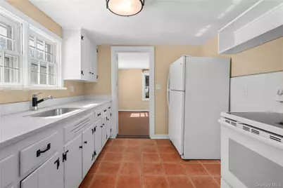 100 Upper Shad Road #Back cottage, Pound Ridge, NY 10576 - Photo 9