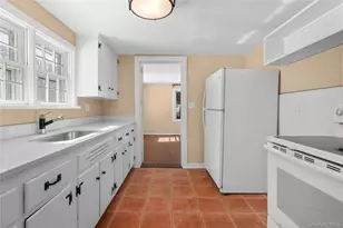 100 Upper Shad Rd, Pound Ridge, NY 10576 - Photo 9