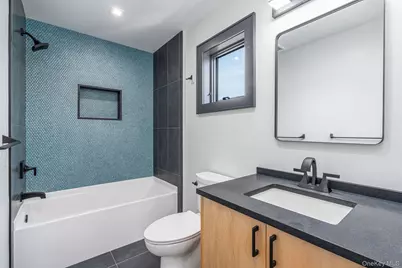 216 North Street, Greenport, NY 11944 - Photo 11