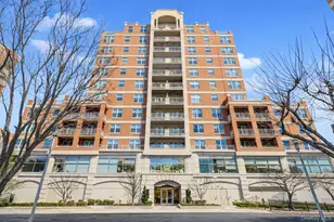 50 Oceana Dr W, Brooklyn, NY 11235 - Photo 1