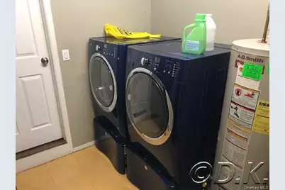 469 E Park Avenue #Upper, Long Beach, NY 11561 - Photo 5