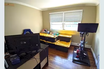 469 E Park Avenue #Upper, Long Beach, NY 11561 - Photo 31