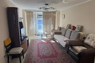 61-45 98th St, Rego Park, NY 11374 - Photo 11