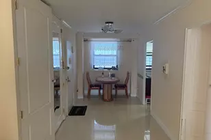 61-45 98th St, Rego Park, NY 11374 - Photo 17