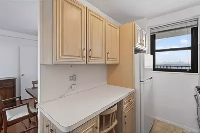 90-50 Union Turnpike #15H, Glendale, NY 11385 - Photo 11