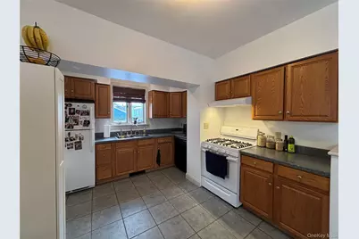 11 W Bridge Street #Rear, Saugerties, NY 12477 - Photo 11