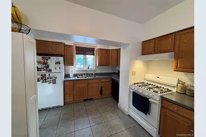 11 W Bridge Street #Rear, Saugerties, NY 12477 - Photo 9