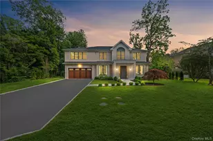 7 Mirrielees Rd, Great Neck, NY 11021 - Photo 47