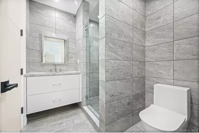 7 Mirrielees Road, Great Neck, NY 11021 - Photo 45