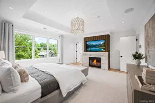 7 Mirrielees Rd, Great Neck, NY 11021 - Photo 33