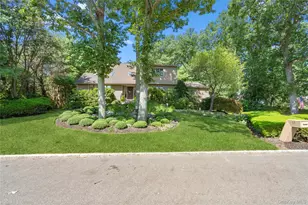 10 Tradewinds Dr, Bayville, NY 11709 - Photo 33