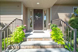 10 Tradewinds Dr, Bayville, NY 11709 - Photo 3