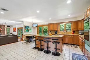 10 Tradewinds Dr, Bayville, NY 11709 - Photo 11