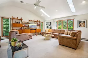 10 Tradewinds Dr, Bayville, NY 11709 - Photo 15