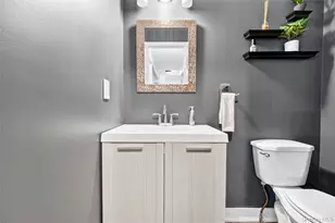 16 Village Green, Bardonia, NY 10954 - Photo 13