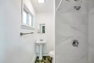 5494 Expressway Dr S, Holtsville, NY 11742 - Photo 13