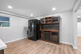 570 Conklin St, Farmingdale, NY 11735 - Photo 7