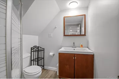 570 Conklin Street, Farmingdale, NY 11735 - Photo 11